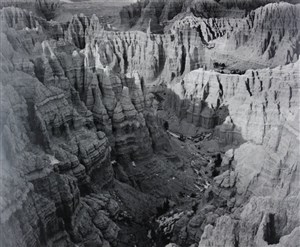 Image description is not available for 2012.015